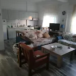 Vilă αιολία μεζονέτα με θέα τη θάλασσα *