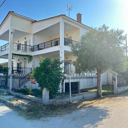 αιολία μεζονέτα με θέα τη θάλασσα Villa *
